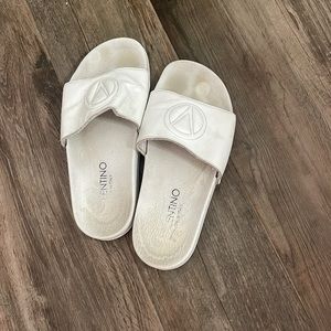 Valentino slides